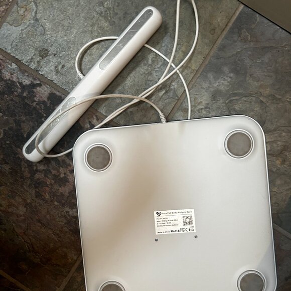 Aura Full Body Analysis BS20 Digital Body Scale - Picture 2 of 3